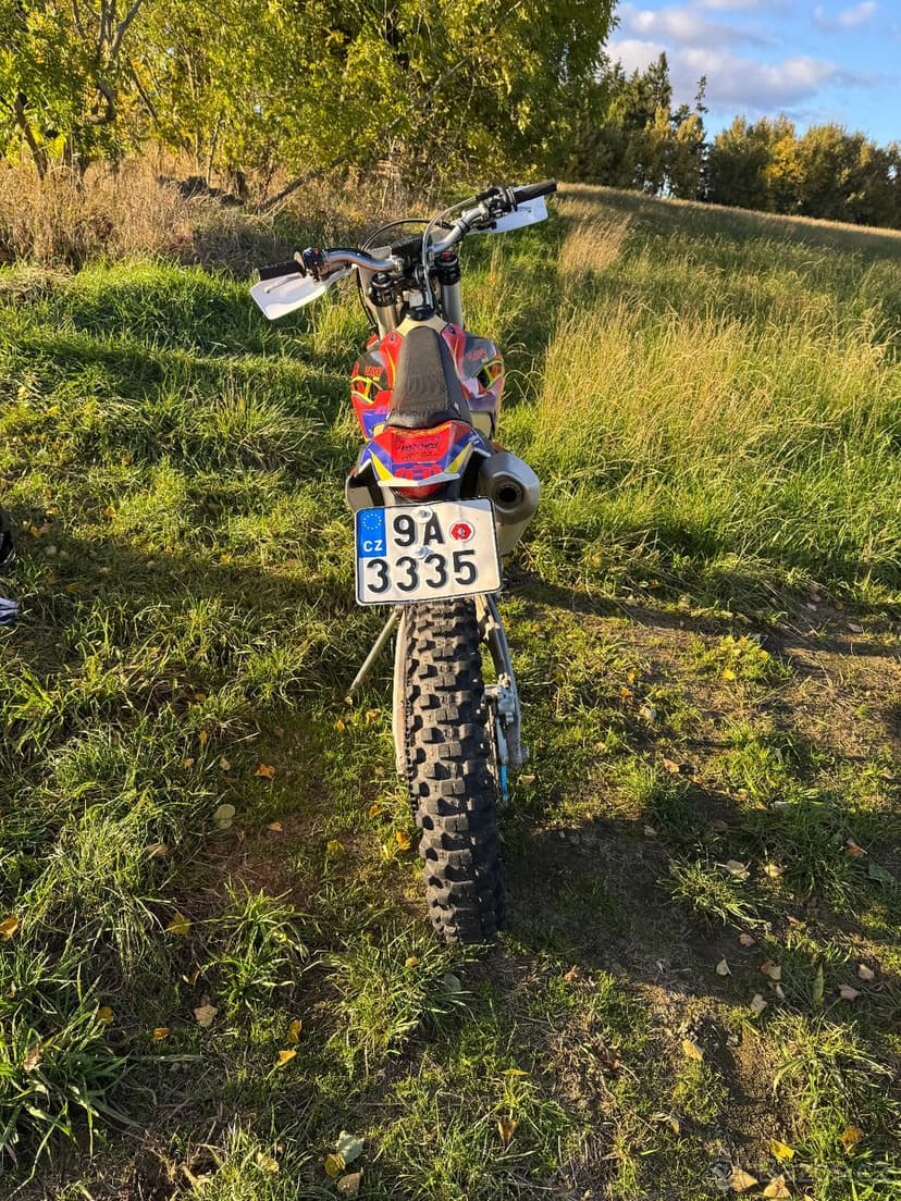 HUSQVARNA FE 250