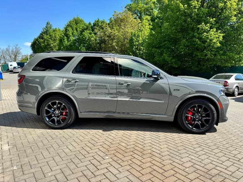 Dodge Durango SRT 6.4 Hemi