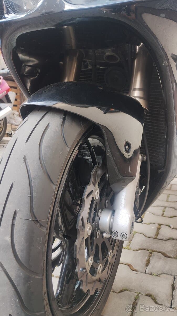 Kawasaki ZX7R r.v.1997