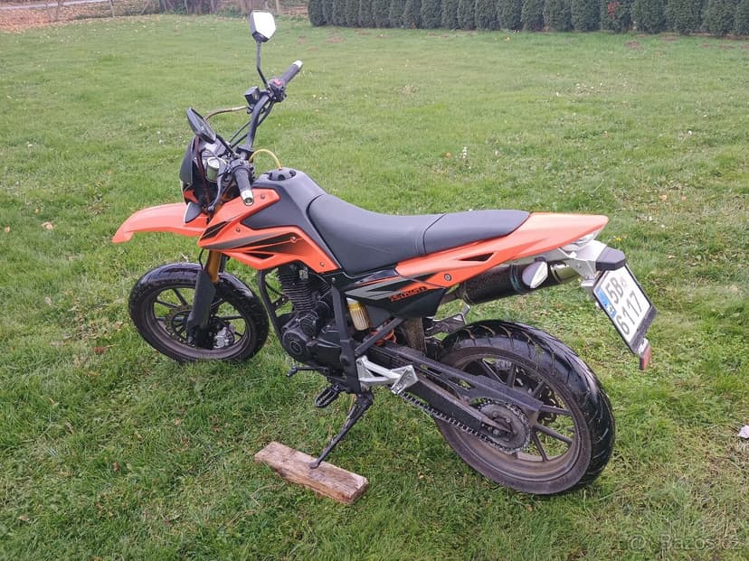 Loncin XM 250