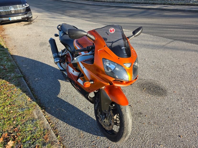 Kawasaki ZX9R