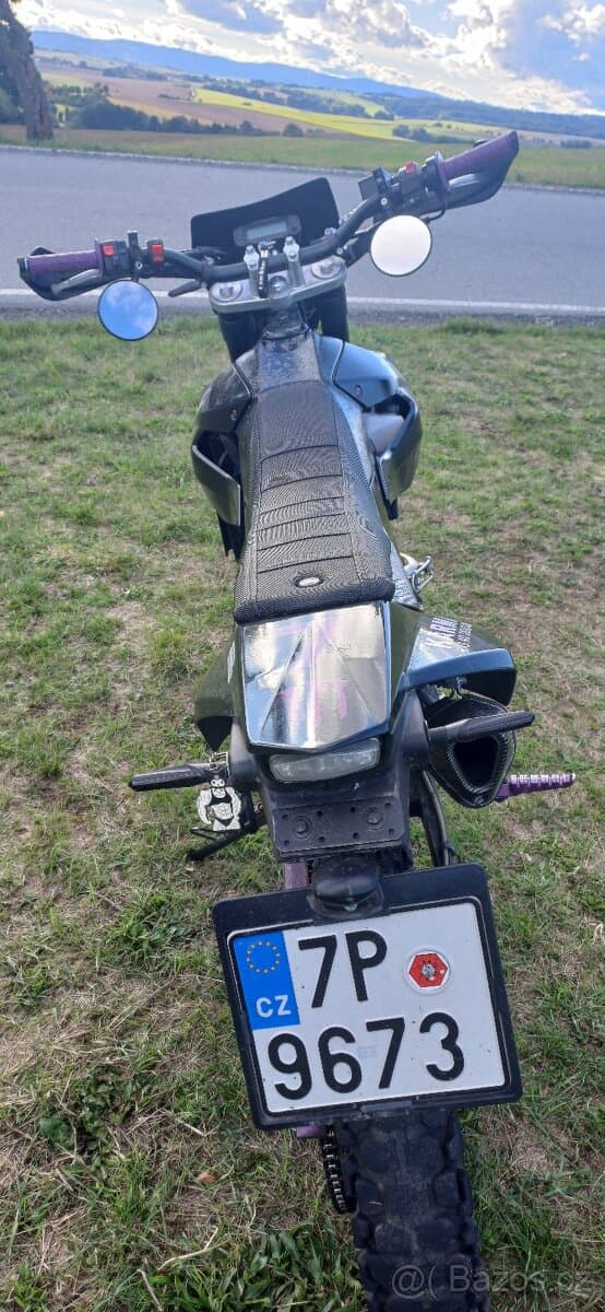 Aprilia rx 125 2019 Do 14.11 za 40 000 Kč