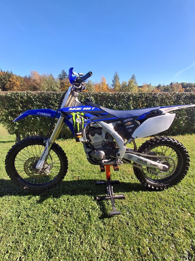 Yamaha yzf 250