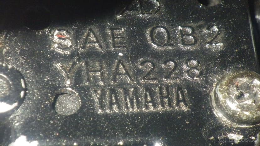 Přepínače na Yamaha FZR 600 3HE