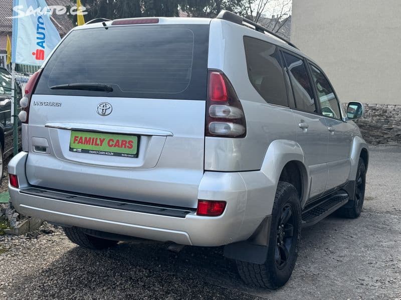 Toyota Land Cruiser, 3.0,PRAVIDELNÝ SERVIS