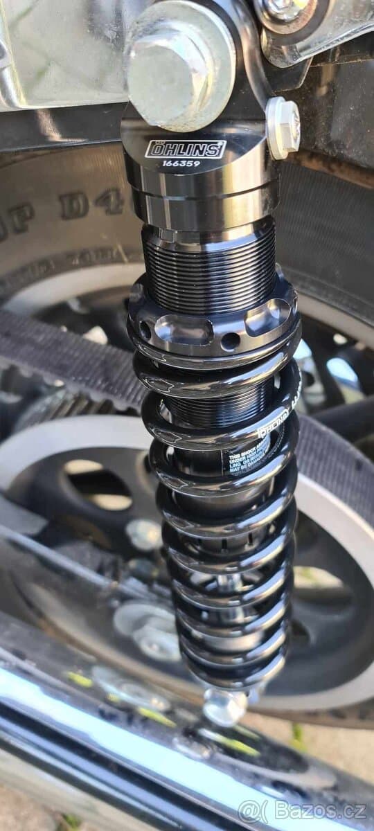 Harley davidson Road king 2002 podvozek Öhlins,tažné zařízen