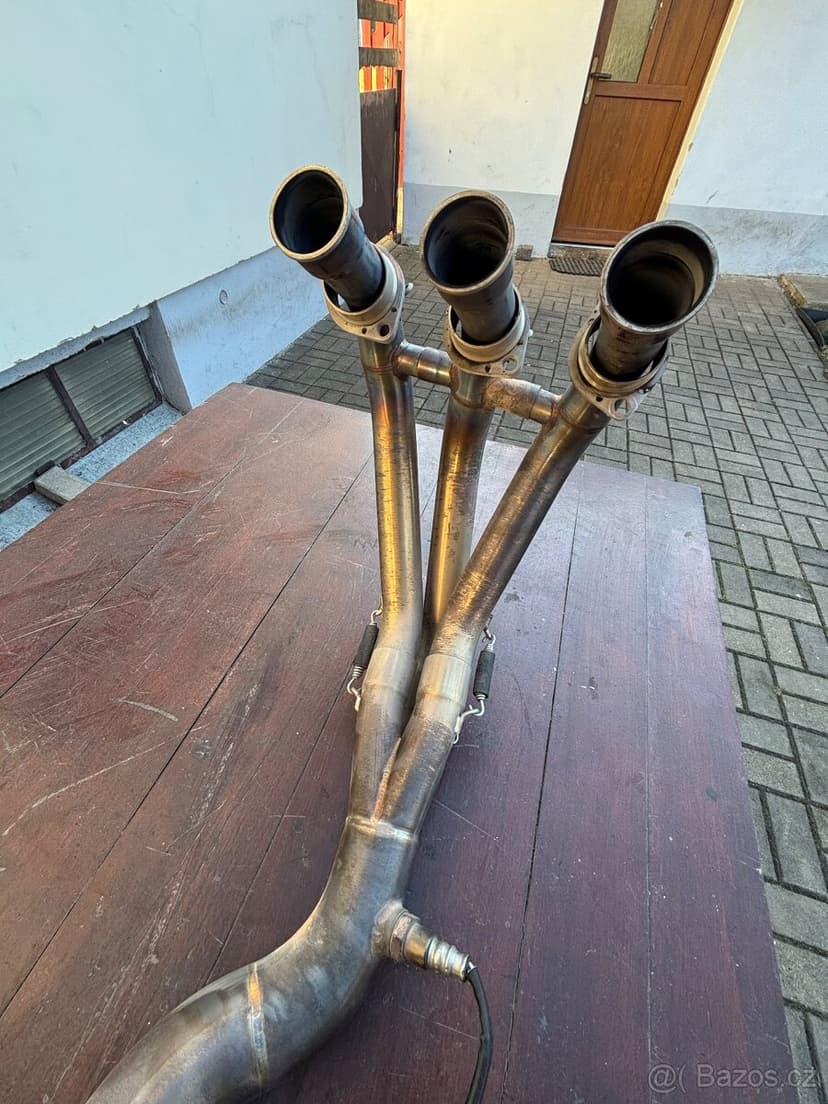 Laděný výfuk yamaha mt-09