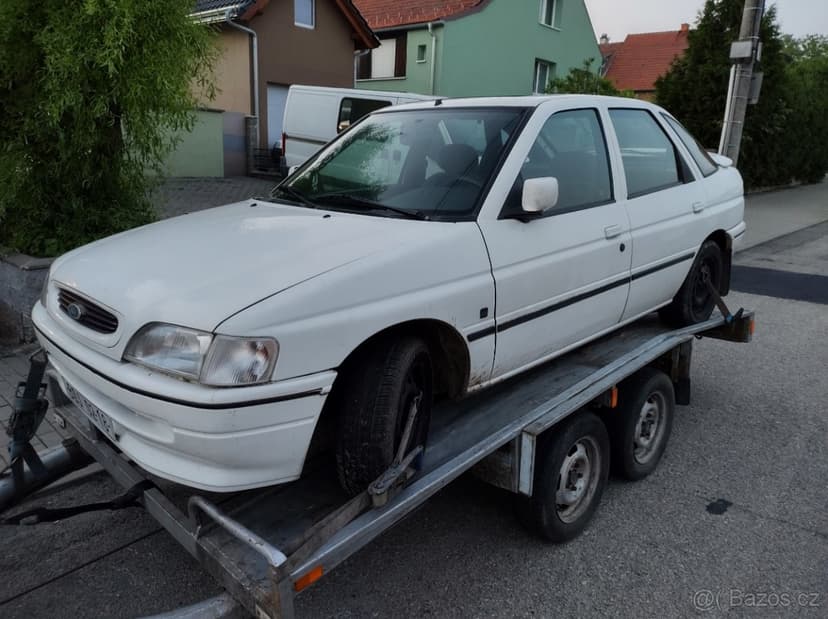 FORD ESCORT 1.6i 16V, 1994, najeto 127t.km, PRODEJ PO DÍLECH