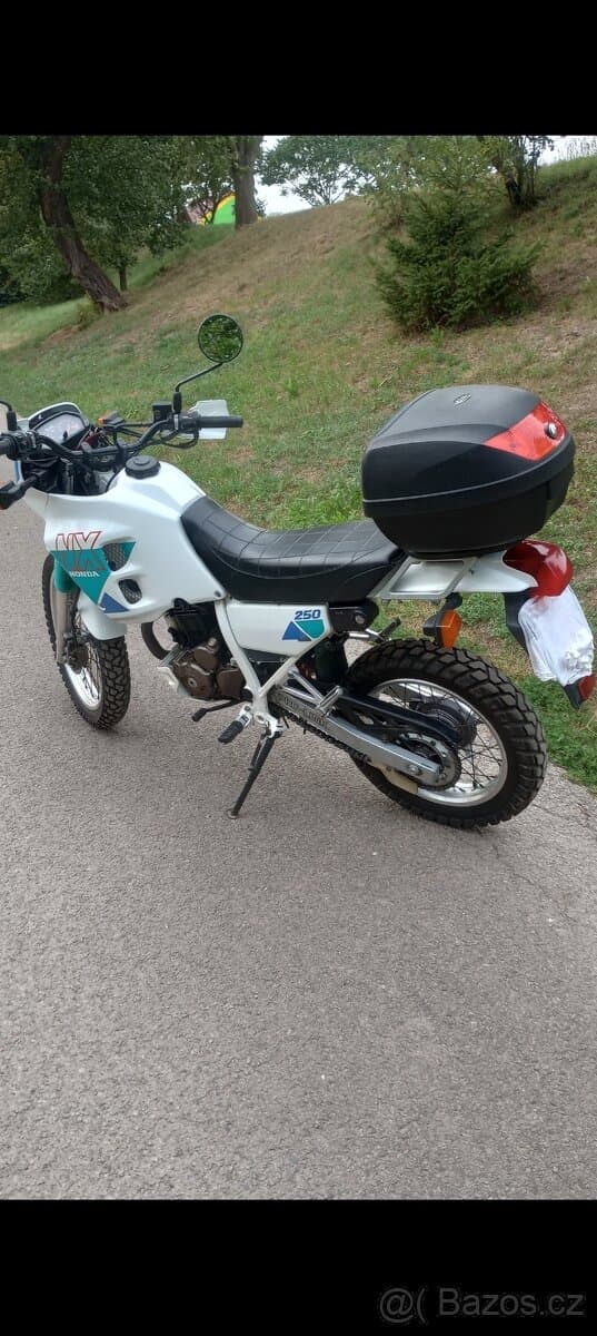 Honda NX 250