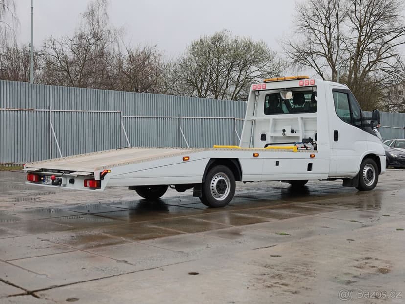 Iveco DAILY 35S18, EURO 6, 3,5 TUNY, 3 MÍSTA, MAX VÝBAVA, WE