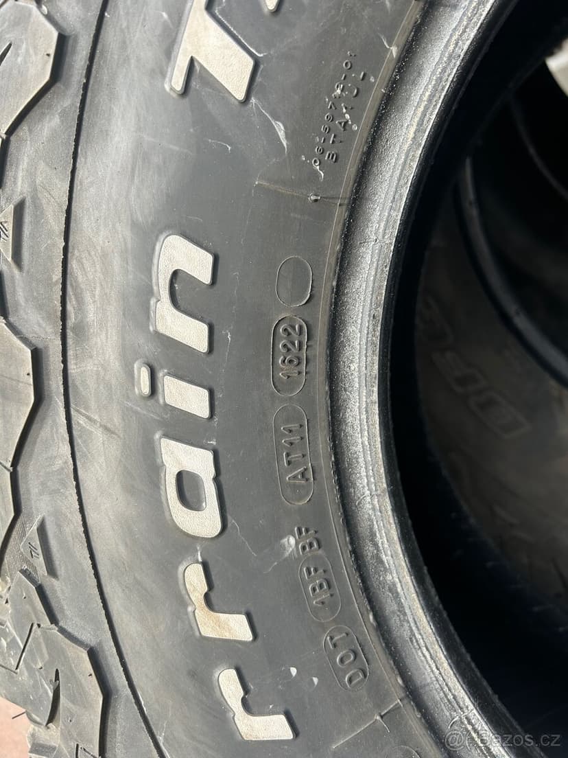 BF Goodrich AT 285/70 r17 sada 4ks celoroční/zimní