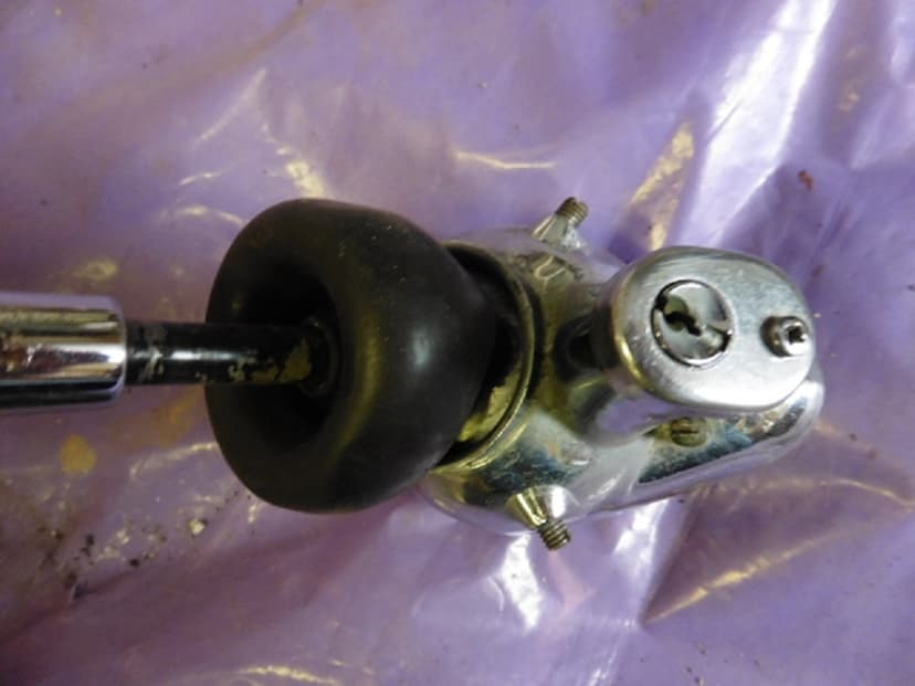 VW Brouk - uzamykatelná řadící páka