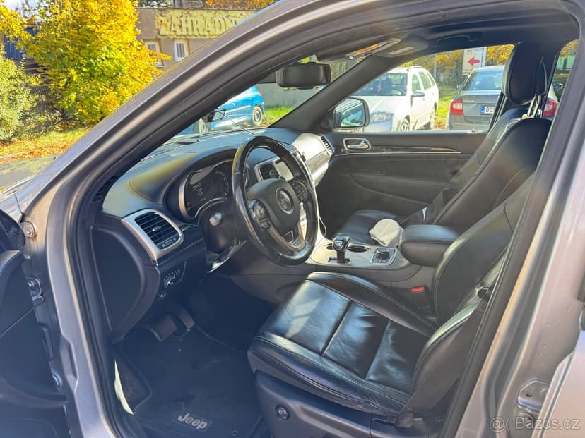 Prodej Jeep Grand Cherokee - Overland, 4x4