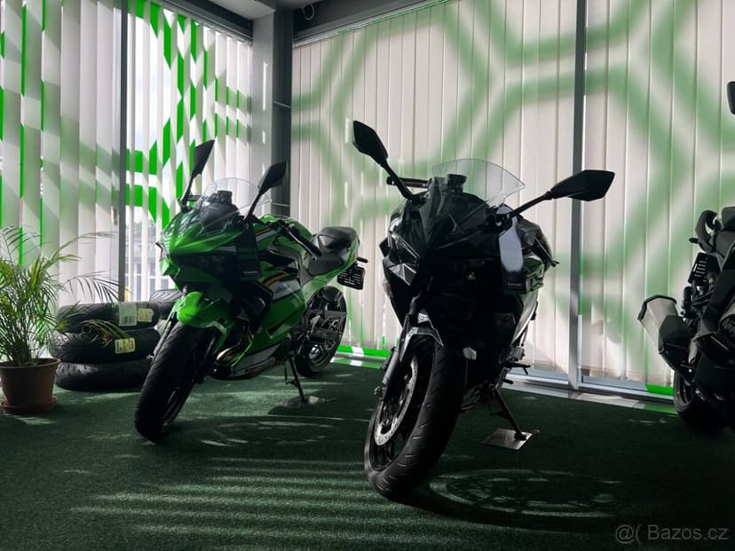 Kawasaki Ninja 500 SE