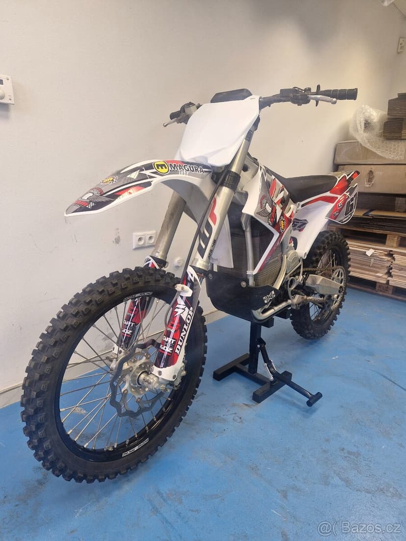 ALTA Redshift MXR, elektro, jako Stark varg