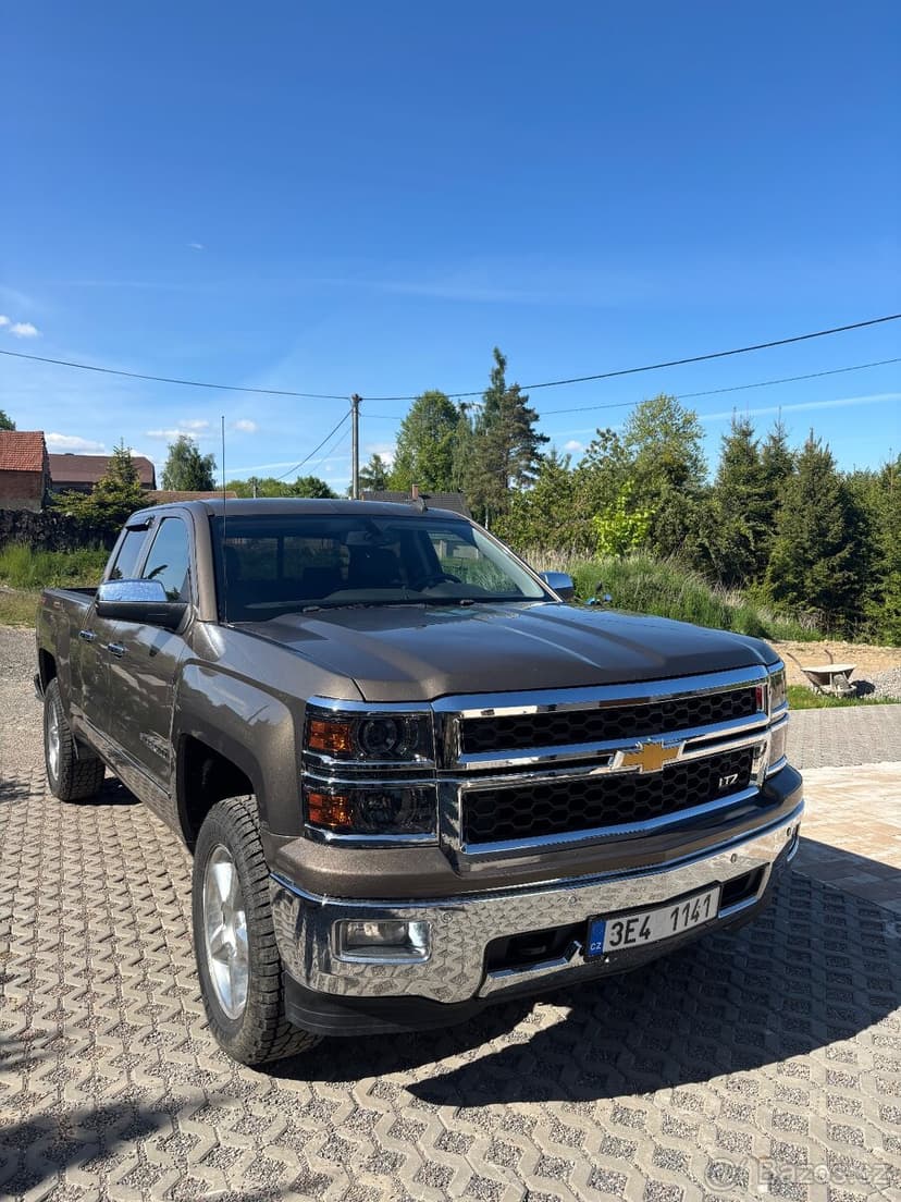 Chevrolet SILVERADO
