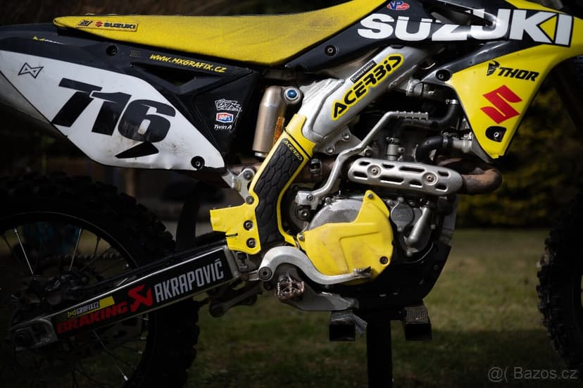 Suzuki RMZ 450 2017 – Ohlins podvozek