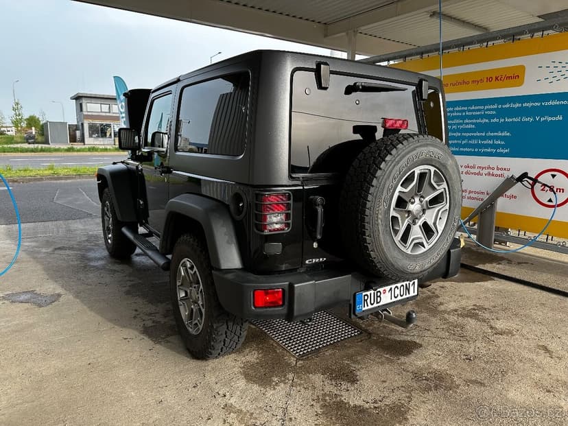 Jeep Wrangler 2.8 CRD Rubicon, 2013, manuál
