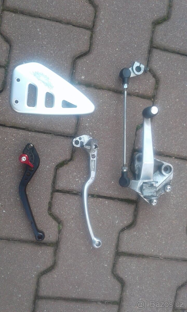 Náhradní díly Suzuki GSX-R SRAD