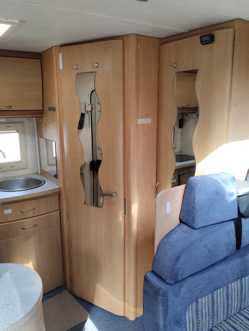 OBYTNÝ FORD TRANSIT VÝMĚNA MOŽNÁ