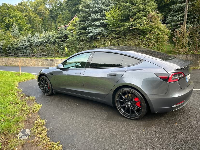 Tesla model 3 Performance 377kw