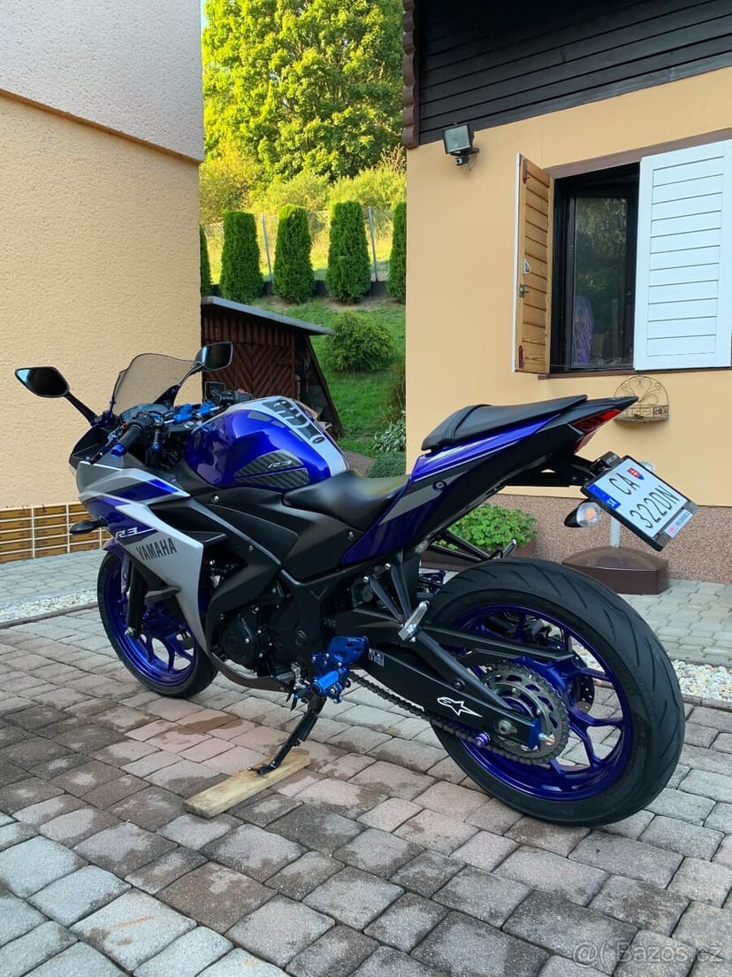 Yamaha YZF R3 2016 - TOP STAV