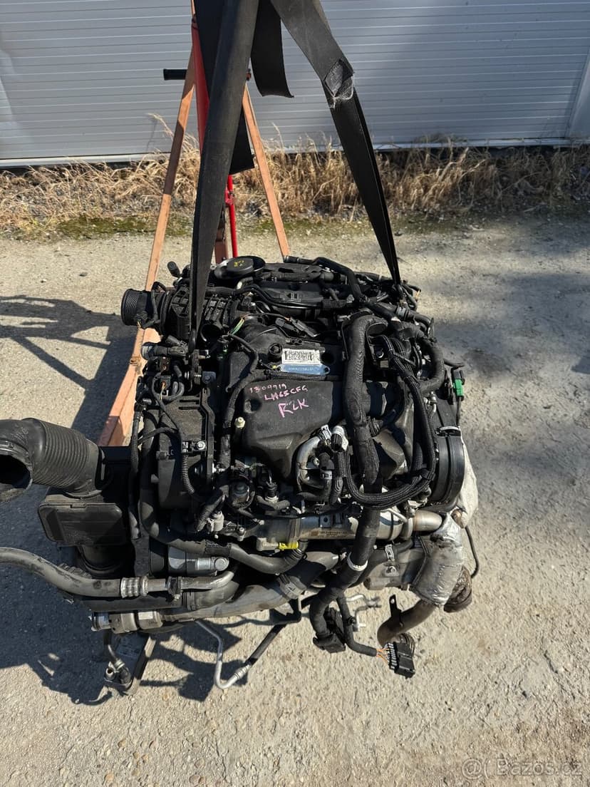 -----LAND ROVER RANGE ROVER 3.0 D V6 BiTURBO-----