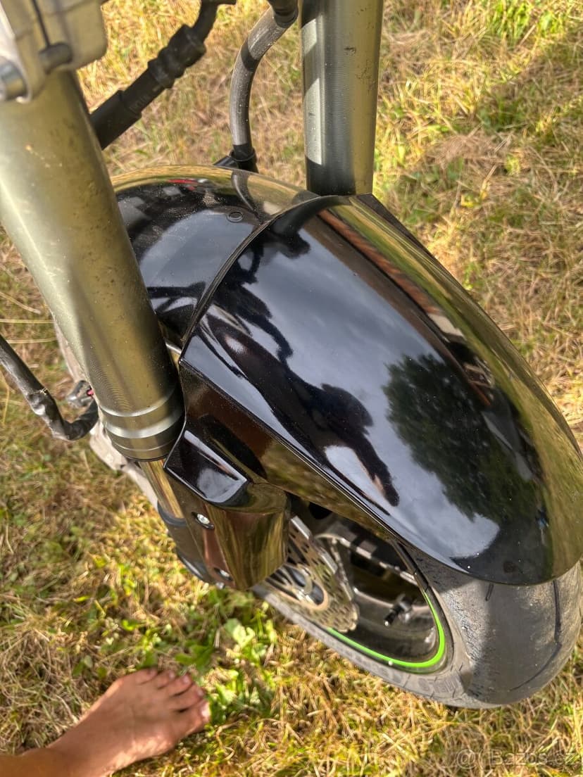 Vidlice kolo bryle brzdy na Kawasaki Zx6R Ninja 09-12