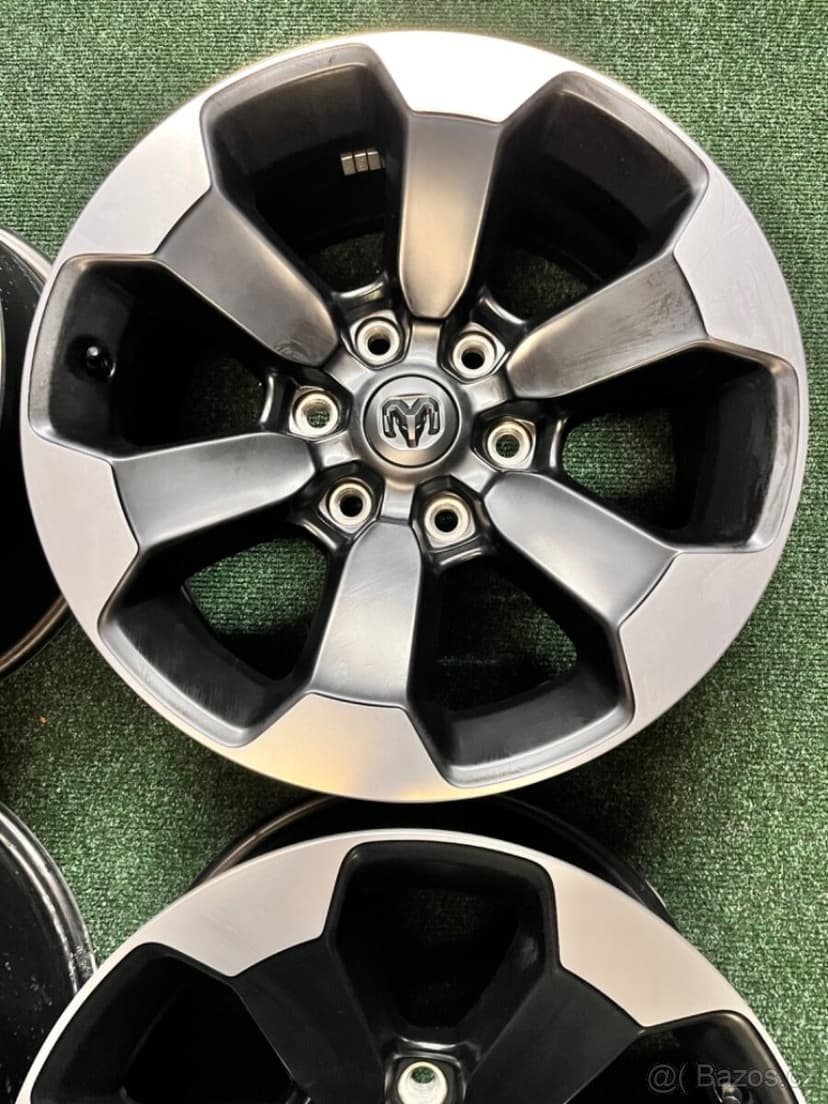 6x139.7 R18 Orig. Alu Dodge RAM 1500 REBEL - TOP STAV