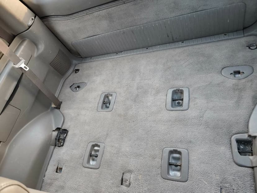 Toyota Land Cruiser HDJ100 MANUAL 2005