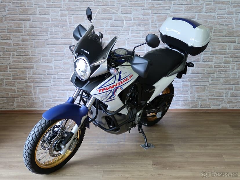 Honda XL700VA Transalp ABS původ ČR, 1.majitel, 1700km