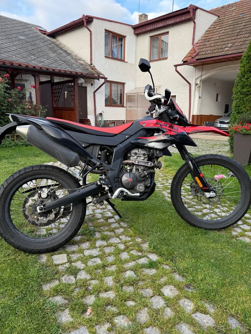 Motorka 125 ccm Aprillie rx 125