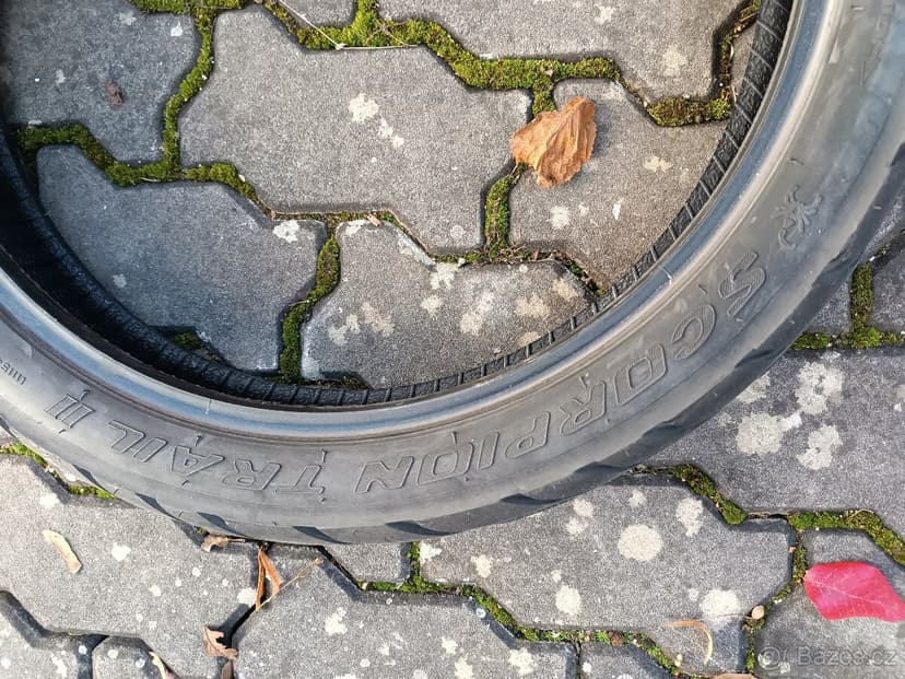 Prodám enduro pneumatiky Pirelli na motorku, jednotlivě