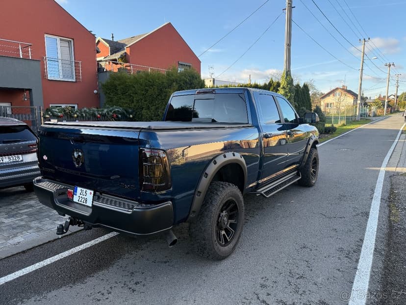 DODGE RAM 2500 CUMMINS DIESEL