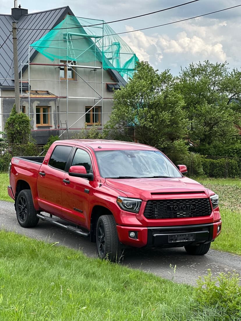 Toyota Tundra 5.7 V8 LPG