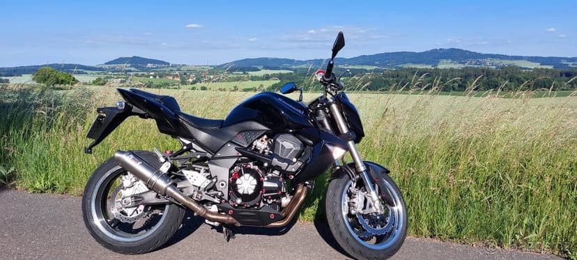 Kawasaki Z 1000 r.v. 2008 . 2 majitel