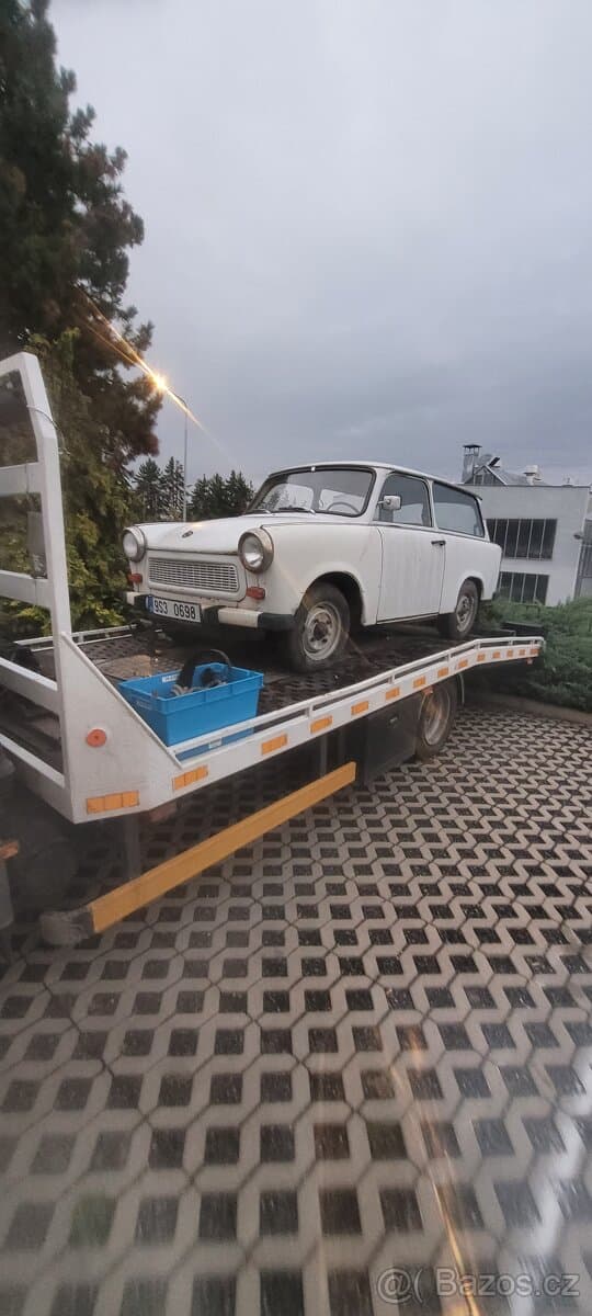 Odtahovka Nissan Cabstar rok 2001 3.0 turbo diesel