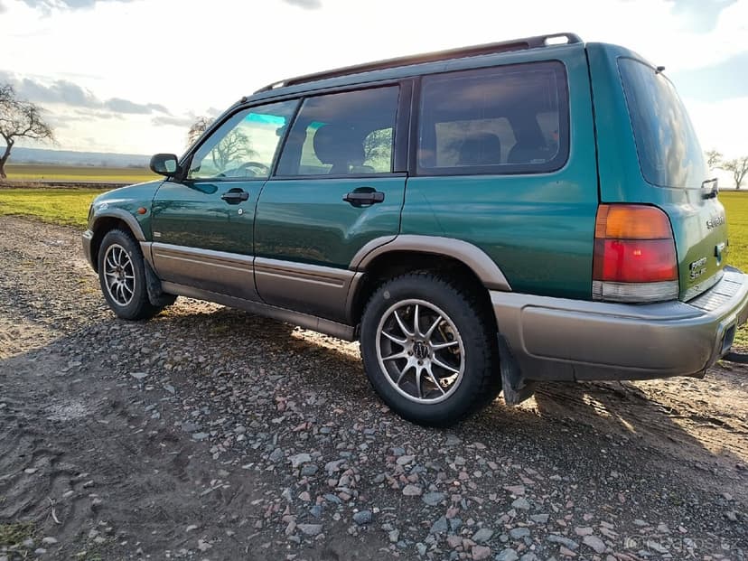 Subaru Forester sf TURBO