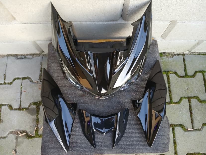 Kawasaki Z800 2013 14 15 16 Z 800 Maska kapoty