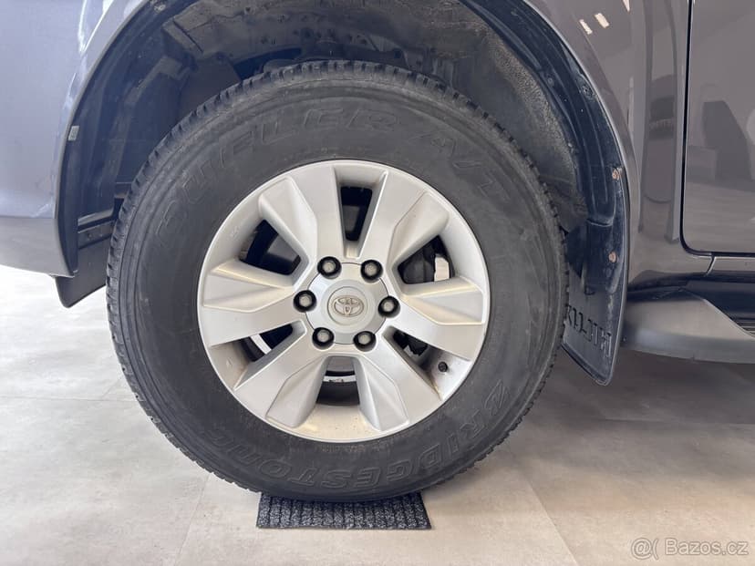 Toyota Hilux 2,4 D4 CAT / DPH