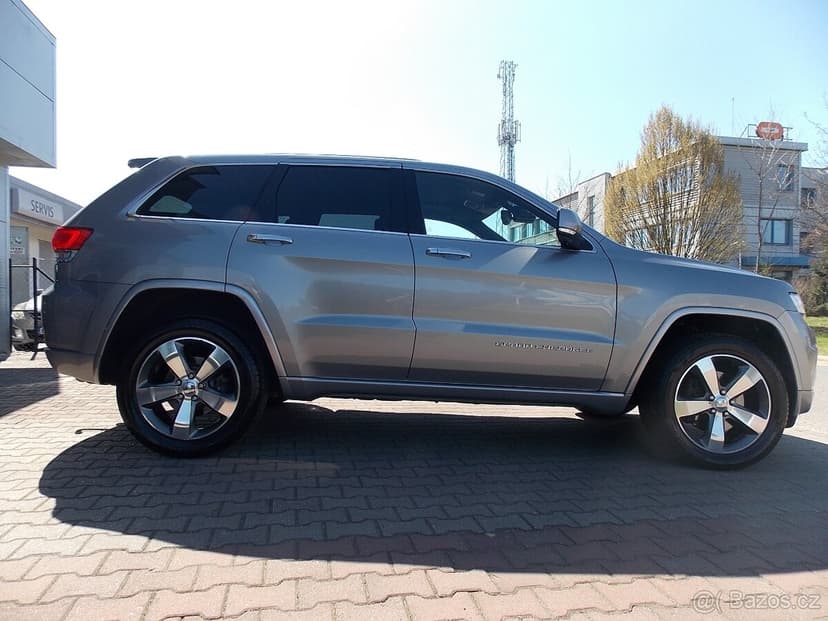 Jeep Grand Cherokee Overland 3,0 V6 CRD