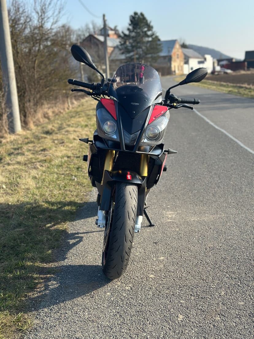 Aprilia Tuono V4R APRC 2012