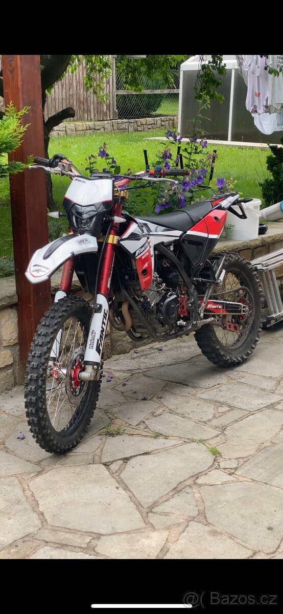 Fantic XEF 125 competition