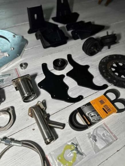 JEEP CHEROKEE XJ 2.5TD - SADA PŘÍSLUŠENSTVÍ PRO SWAP M57