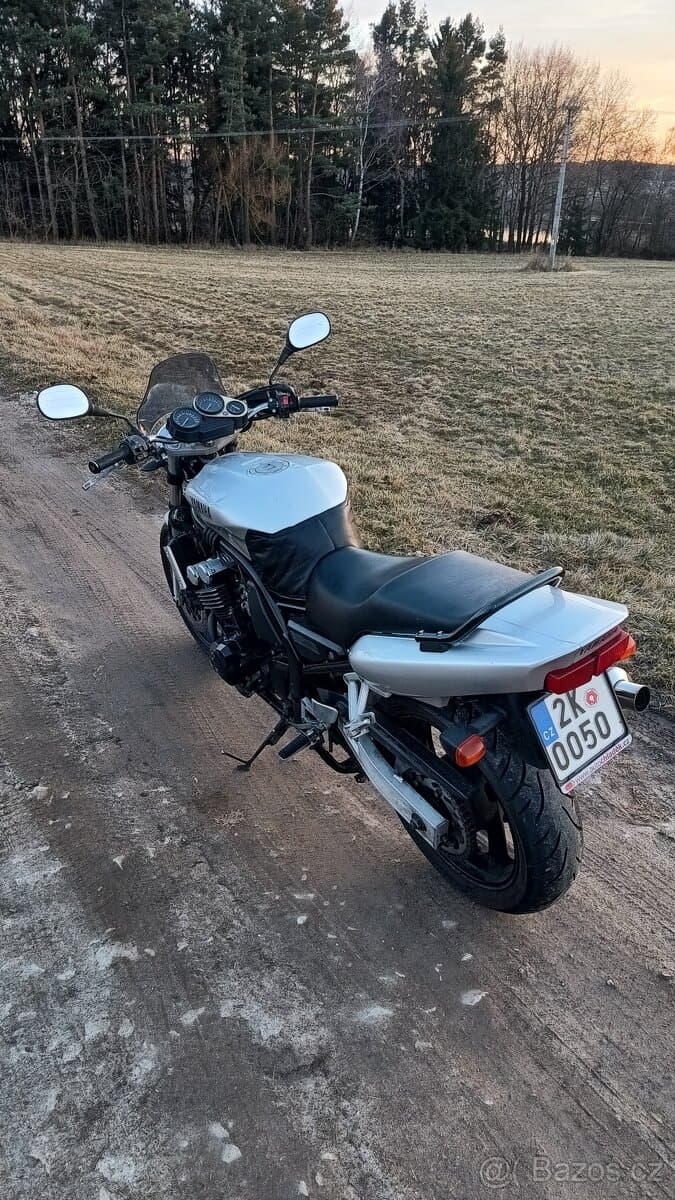 Yamaha fzs 600 Fazer