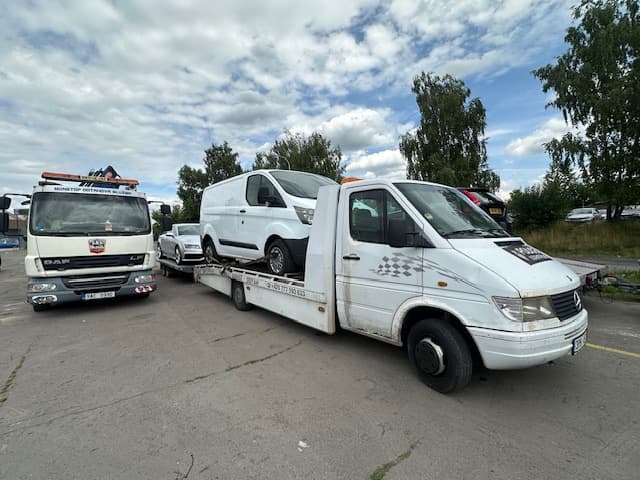 MERCEDES SPRINTER 2,9TD Odtah TIJHOF klima i na splátky