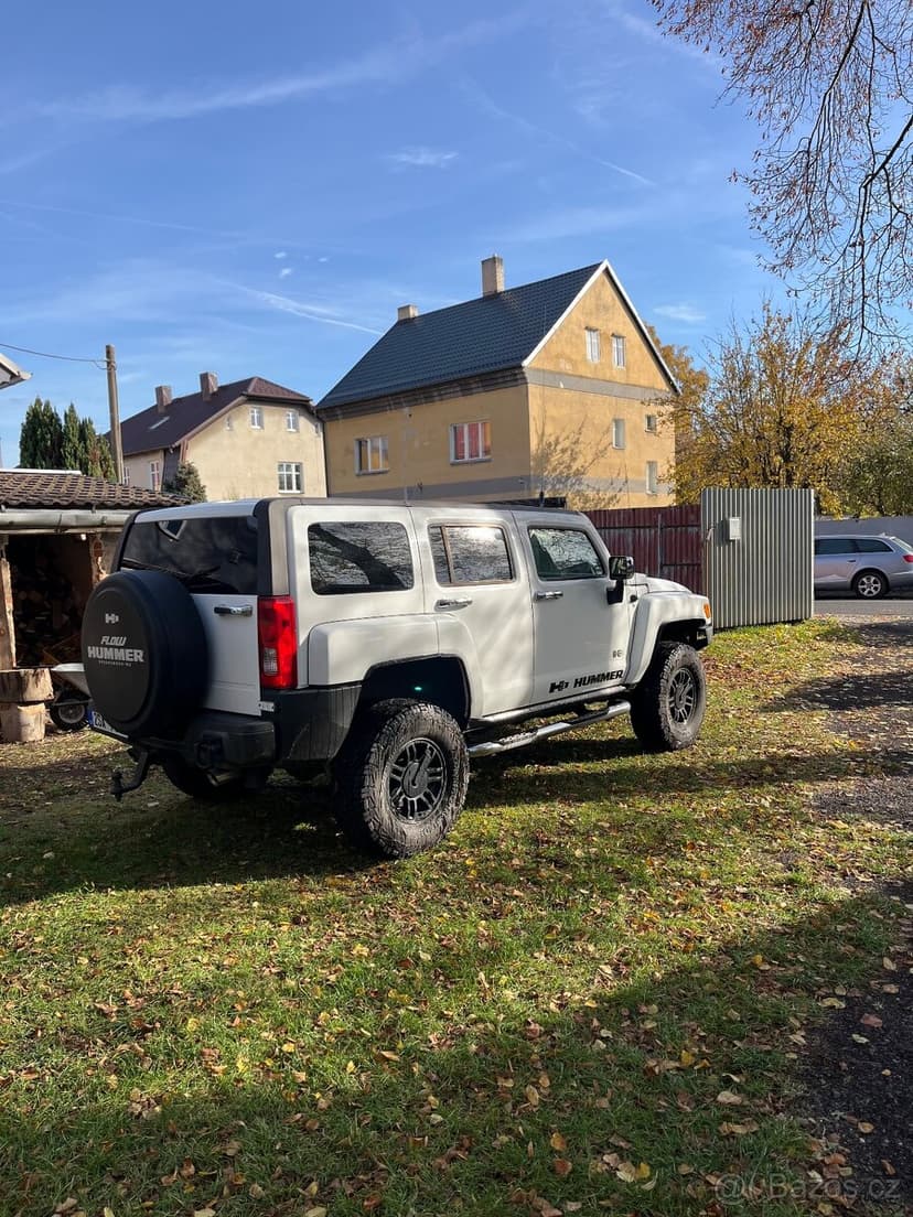 Hummer H3