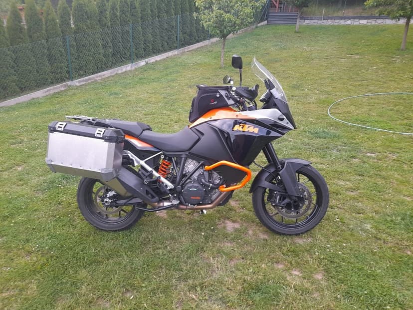 KTM 1050 ADVENTURE