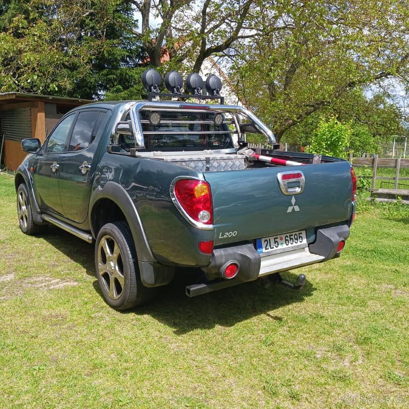 Mitsubischi L 200 2,5 DC 100kw 4x4
