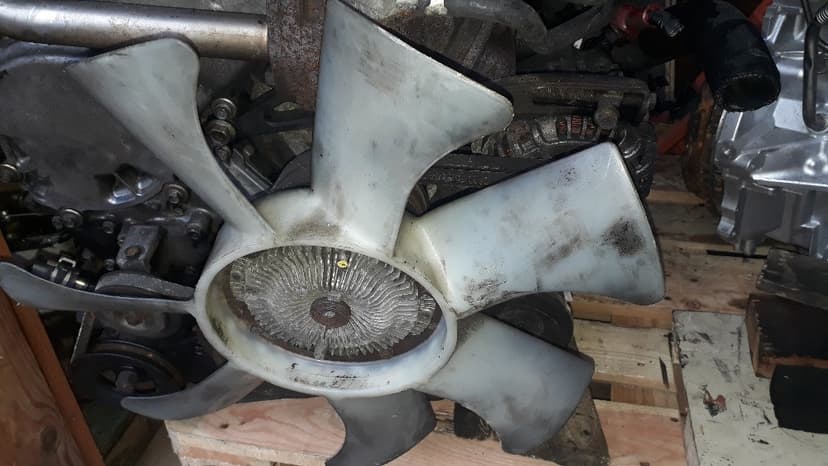 Náhradní díly Nissan Navara D22 / NP300